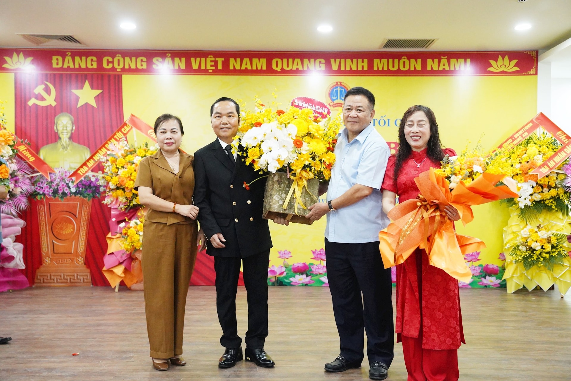 cong_bo_chanh_an_tand_tinh_ha_tinh_16-copy.jpg