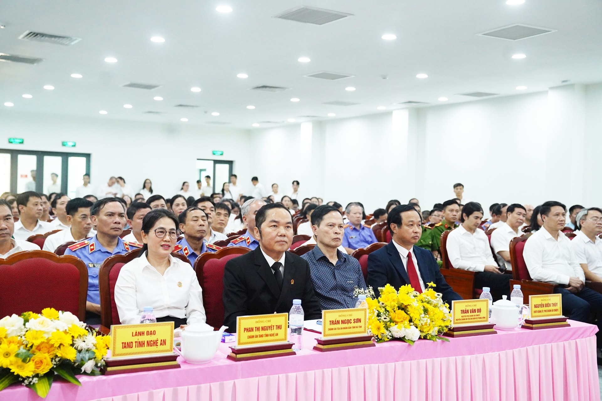cong_bo_chanh_an_tand_tinh_ha_tinh_2-copy.jpg