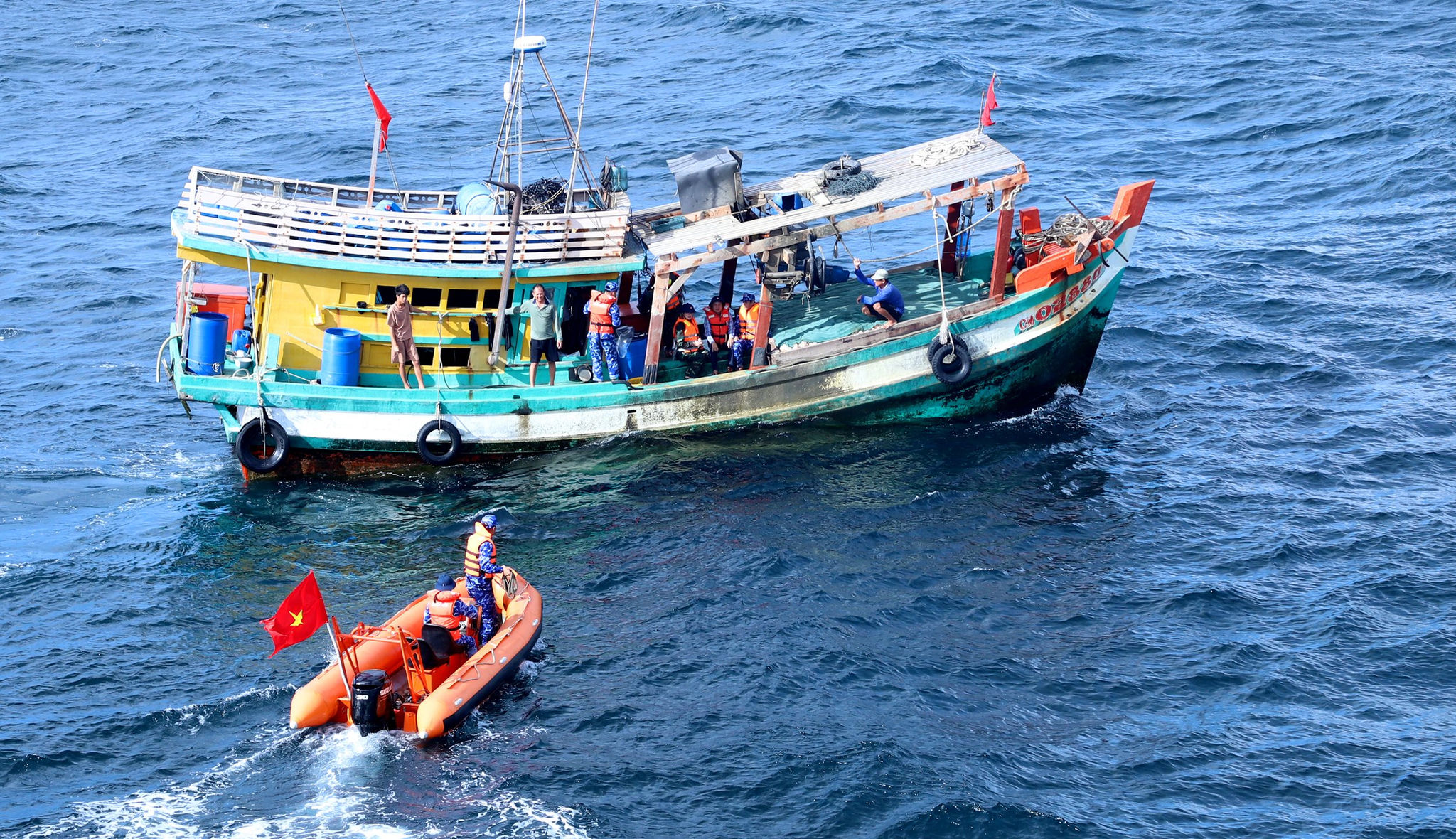 csb-khao-sat-bien-dao-tay-nam-15-.jpg