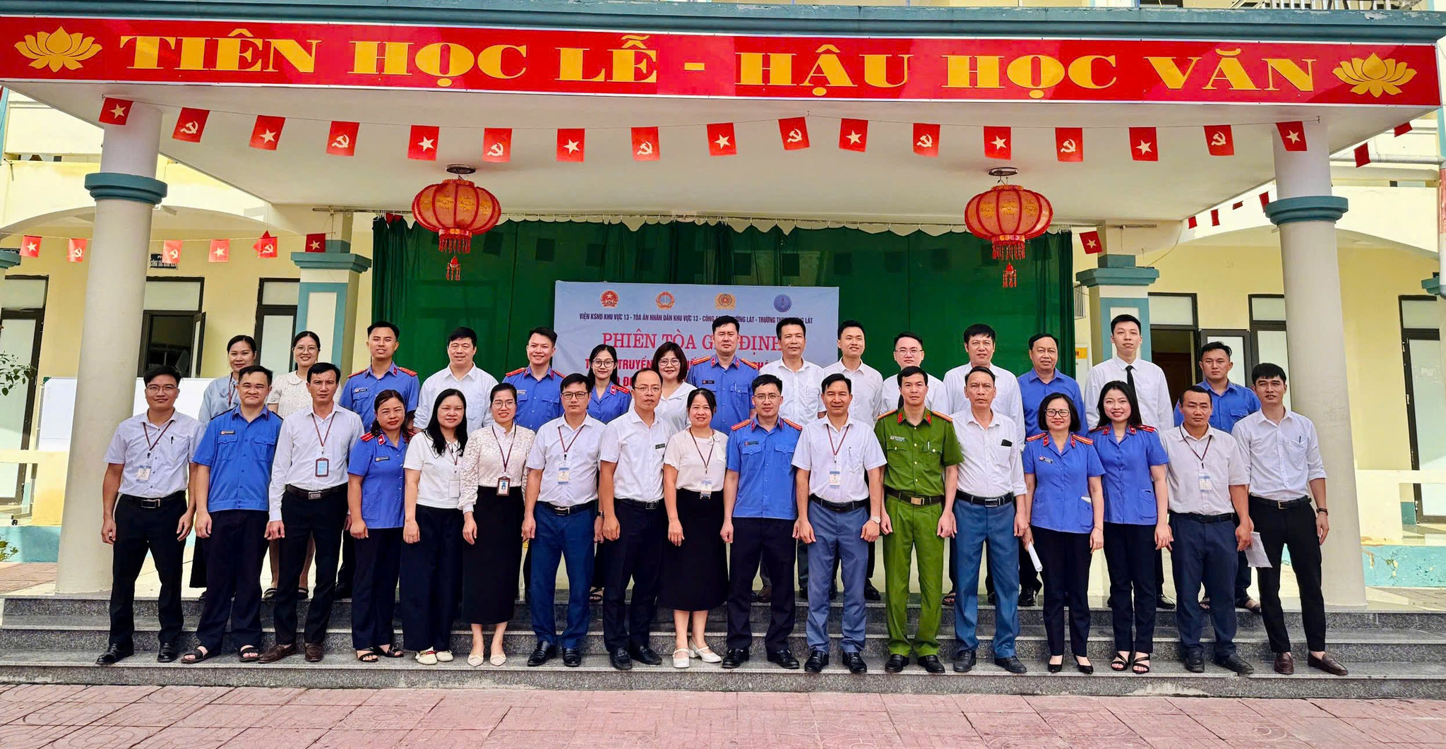 cuoanh.jpg