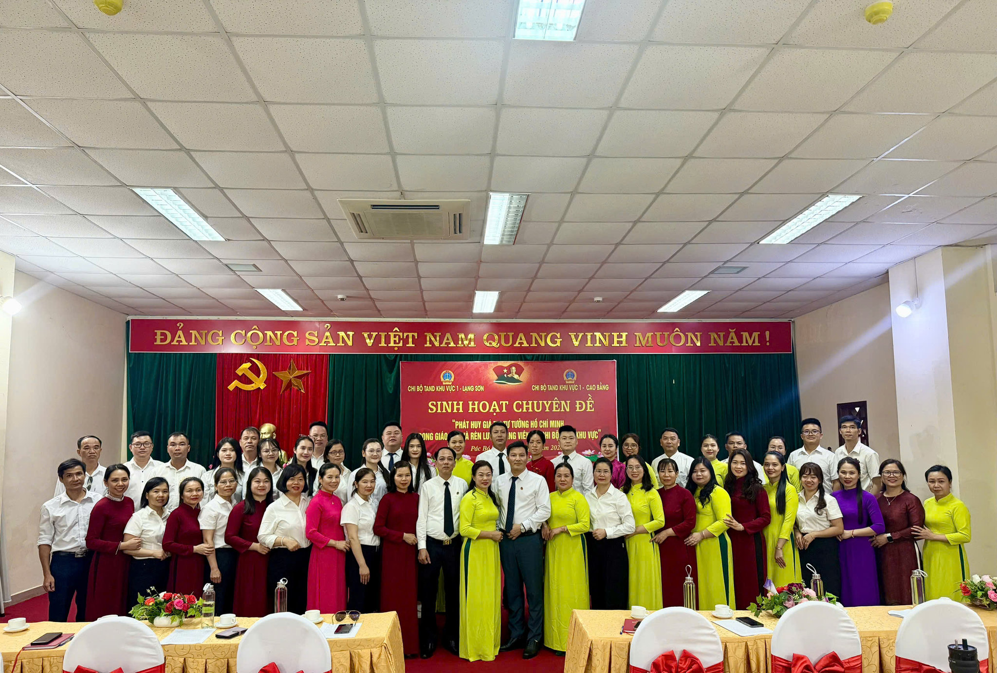 z7840731605037_36a4fe5a8f2c3a5a227ec51fbf83ceaf.jpg