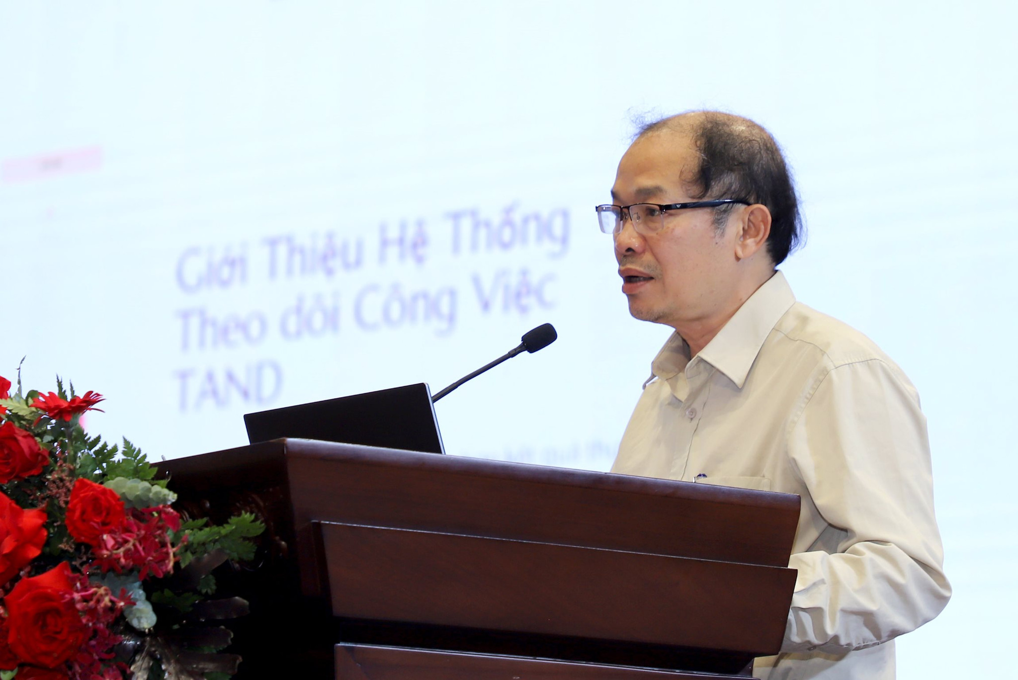 tap-huan-phan-mem-dieu-hanh-1-.jpg