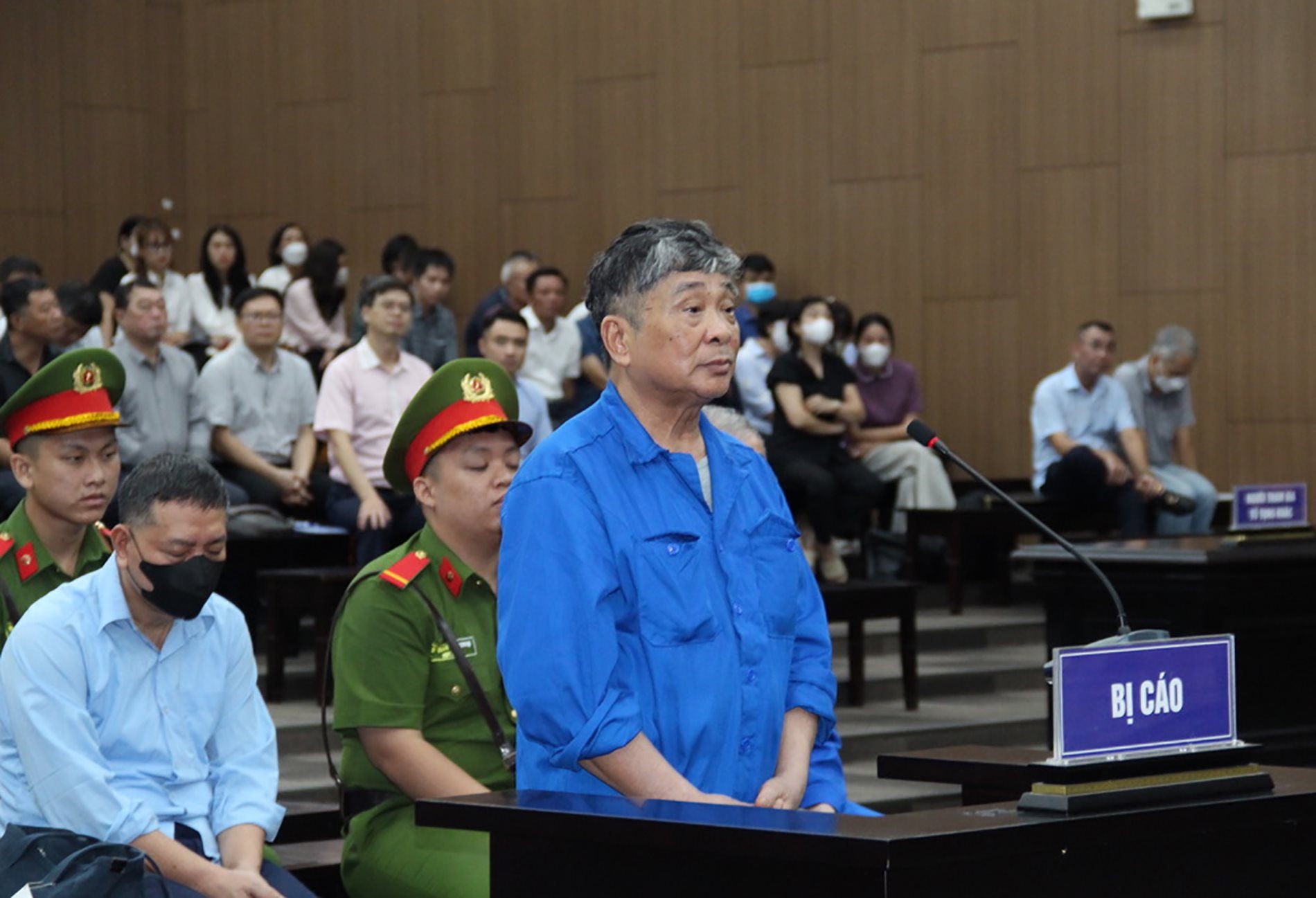 Bị cáo Nguyễn Chiến Thắng (cựu Giám đốc Ban Quản lý dự án y tế trọng điểm).