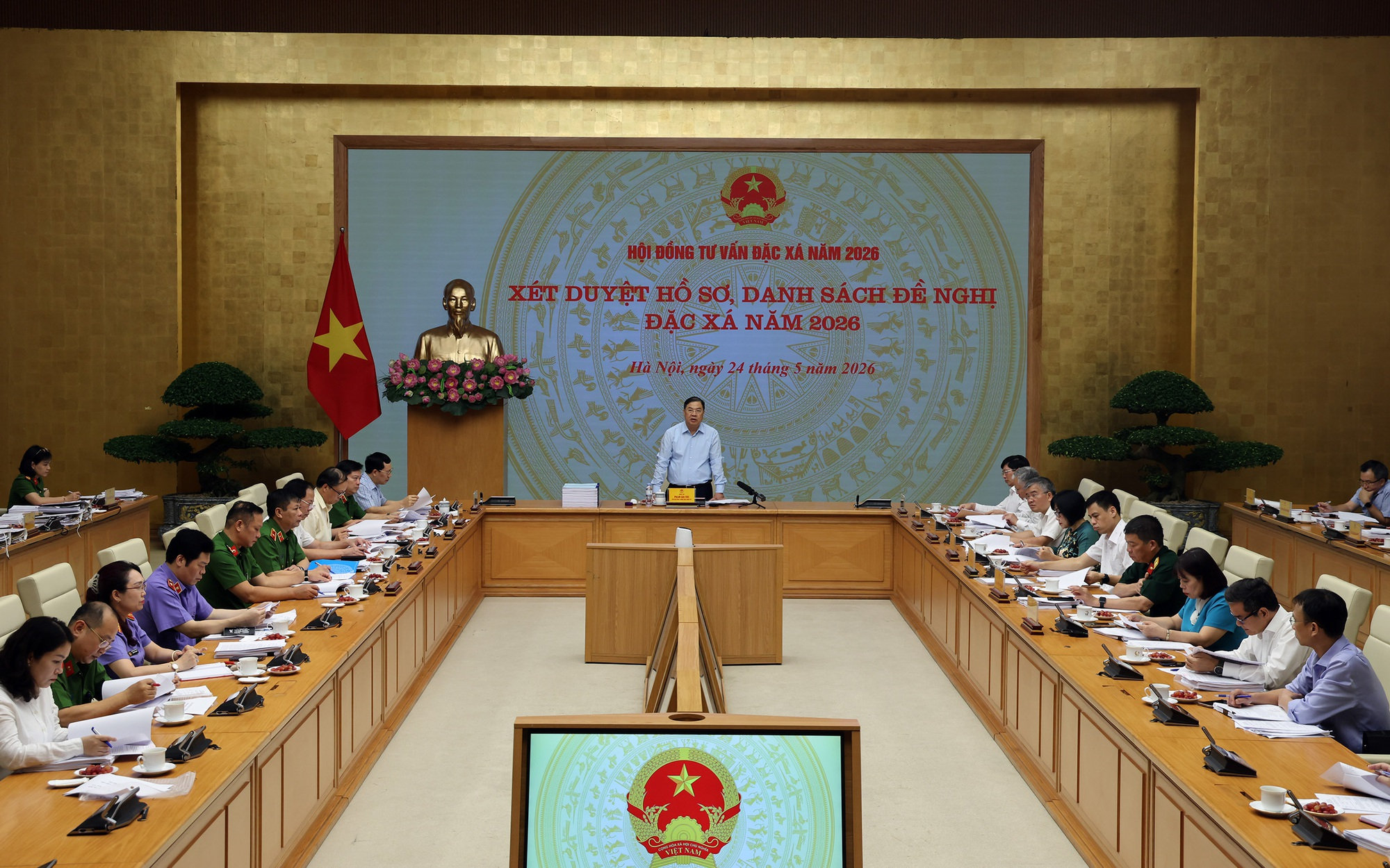Phó Thủ tướng Thường trực Phạm Gia Túc chủ trì phiên họp của Hội đồng tư vấn đặc xá năm 2026- Ảnh 4. Phó Thủ tướng Thường trực Phạm Gia Túc chủ trì phiên họp của Hội đồng tư vấn đặc xá năm 2026- Ảnh 4.