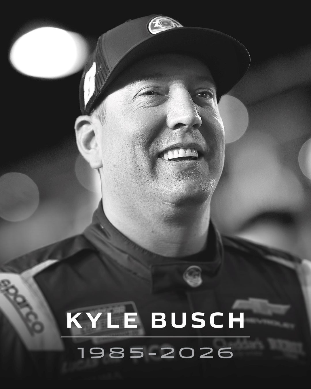 Hàng loạt trường đua Mỹ tri ân huyền thoại NASCAR Kyle Busch