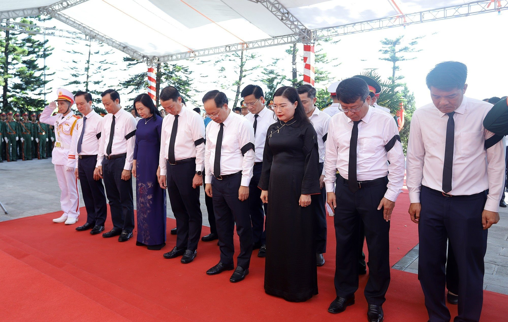 ang-tang-liet-sy-10.jpg