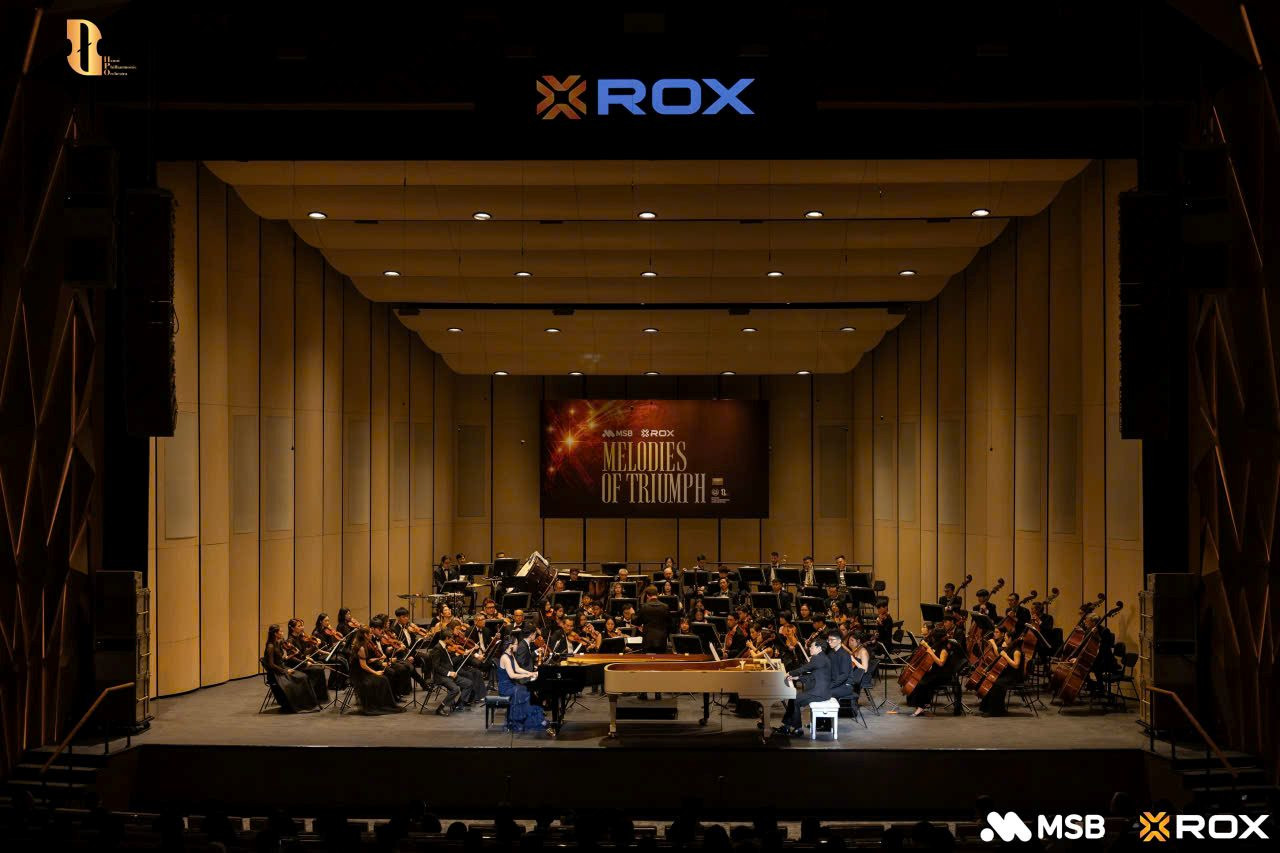 anh-2-rox-30-nam.jpg