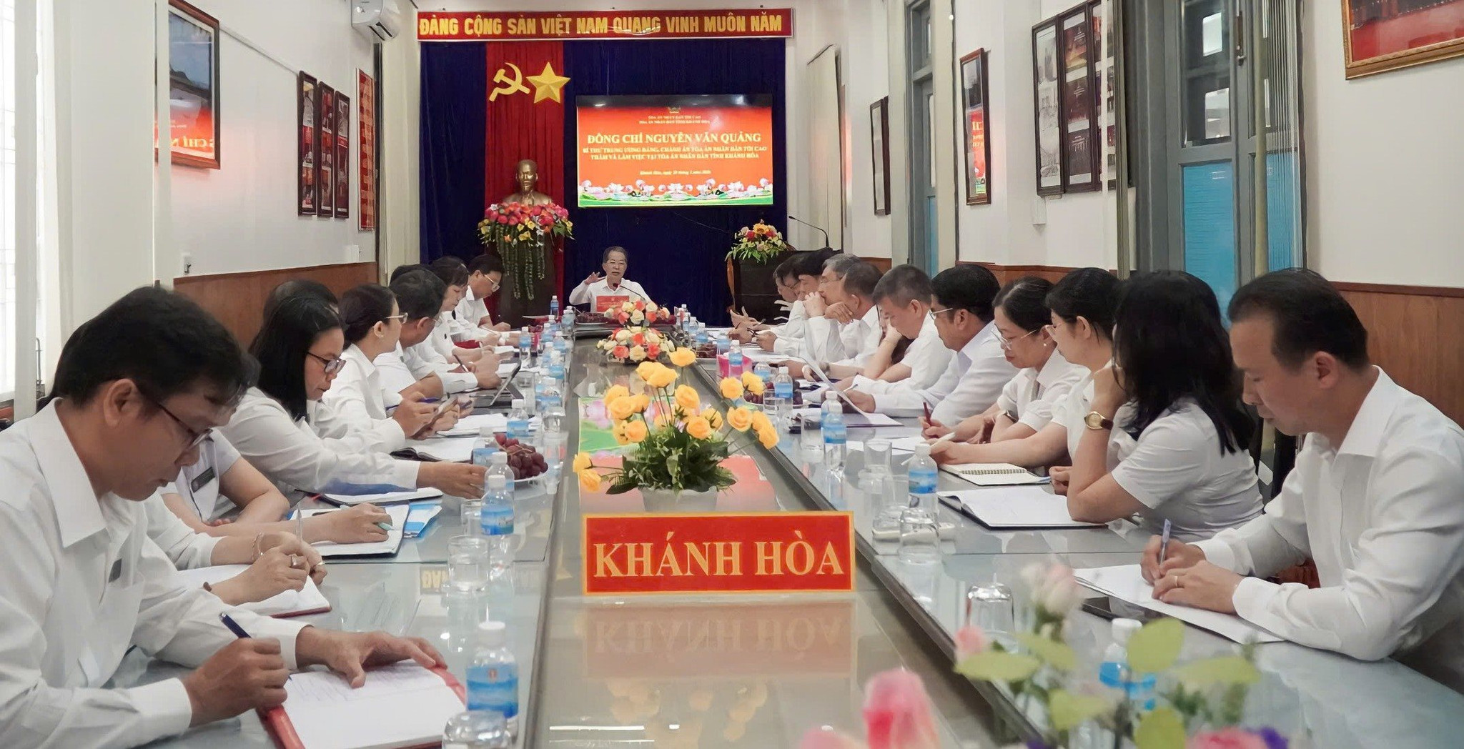 quang-canh-chon(1).jpg