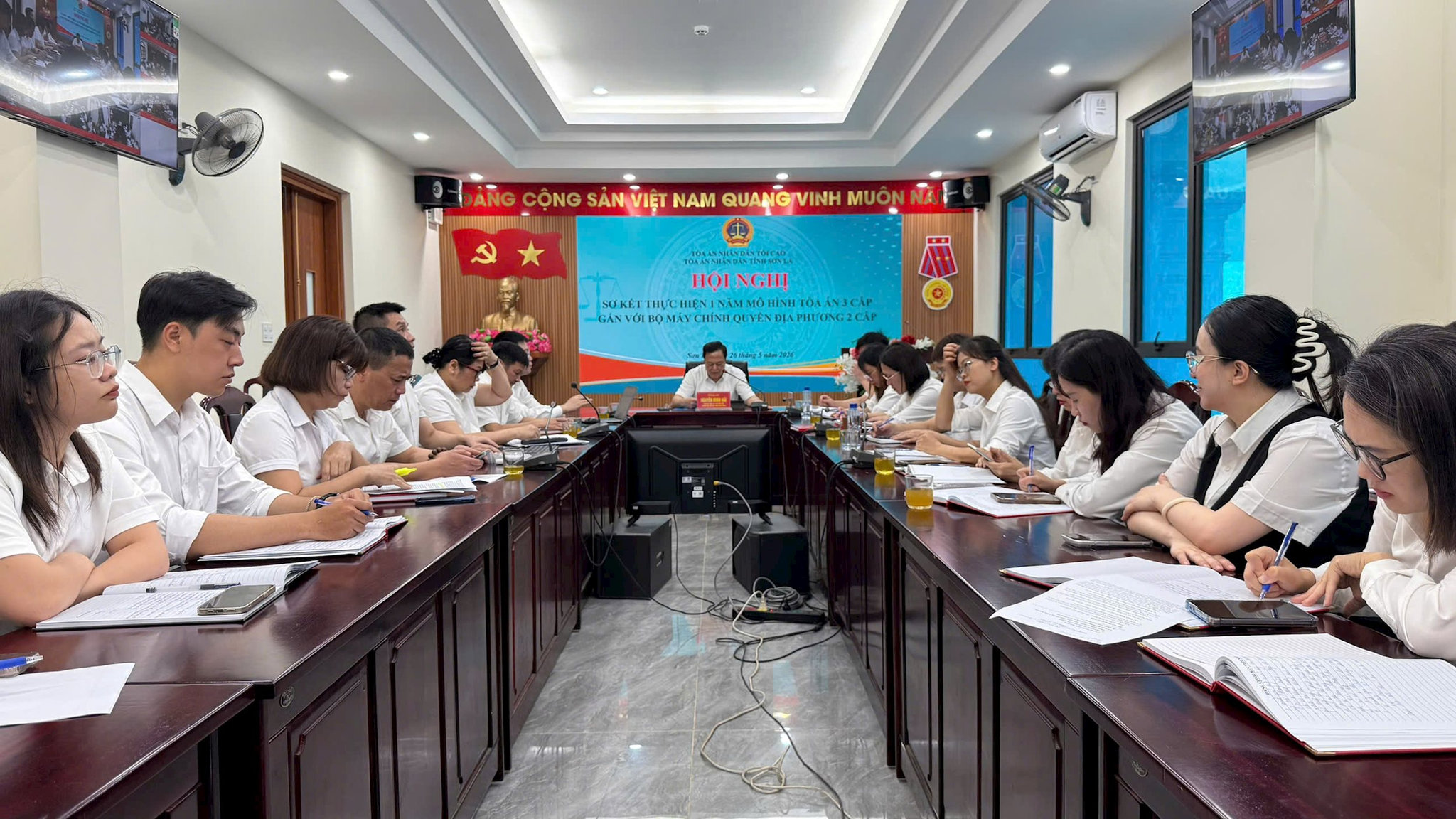 anh-9-hn-3-cap.jpg