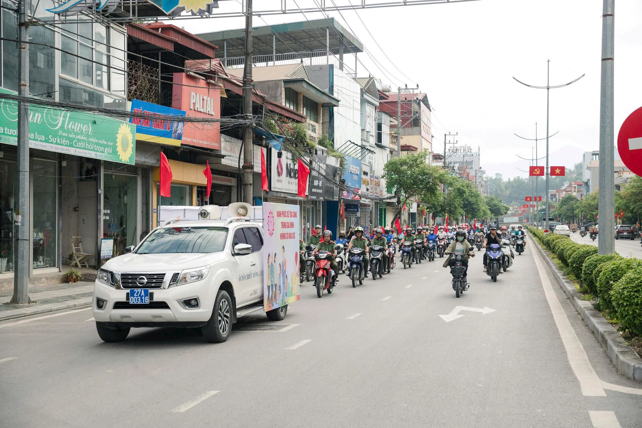 3.-le-phat-dong-thang-hanh-dong-qg-ve-phong-chong-bao-luc-gia-dinh-db.jpg