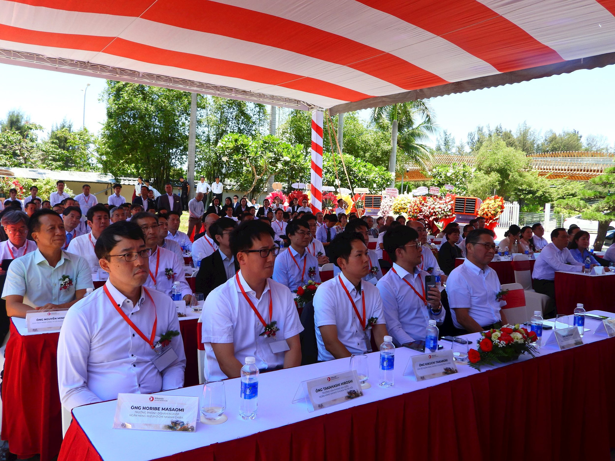 4-nhat.jpg