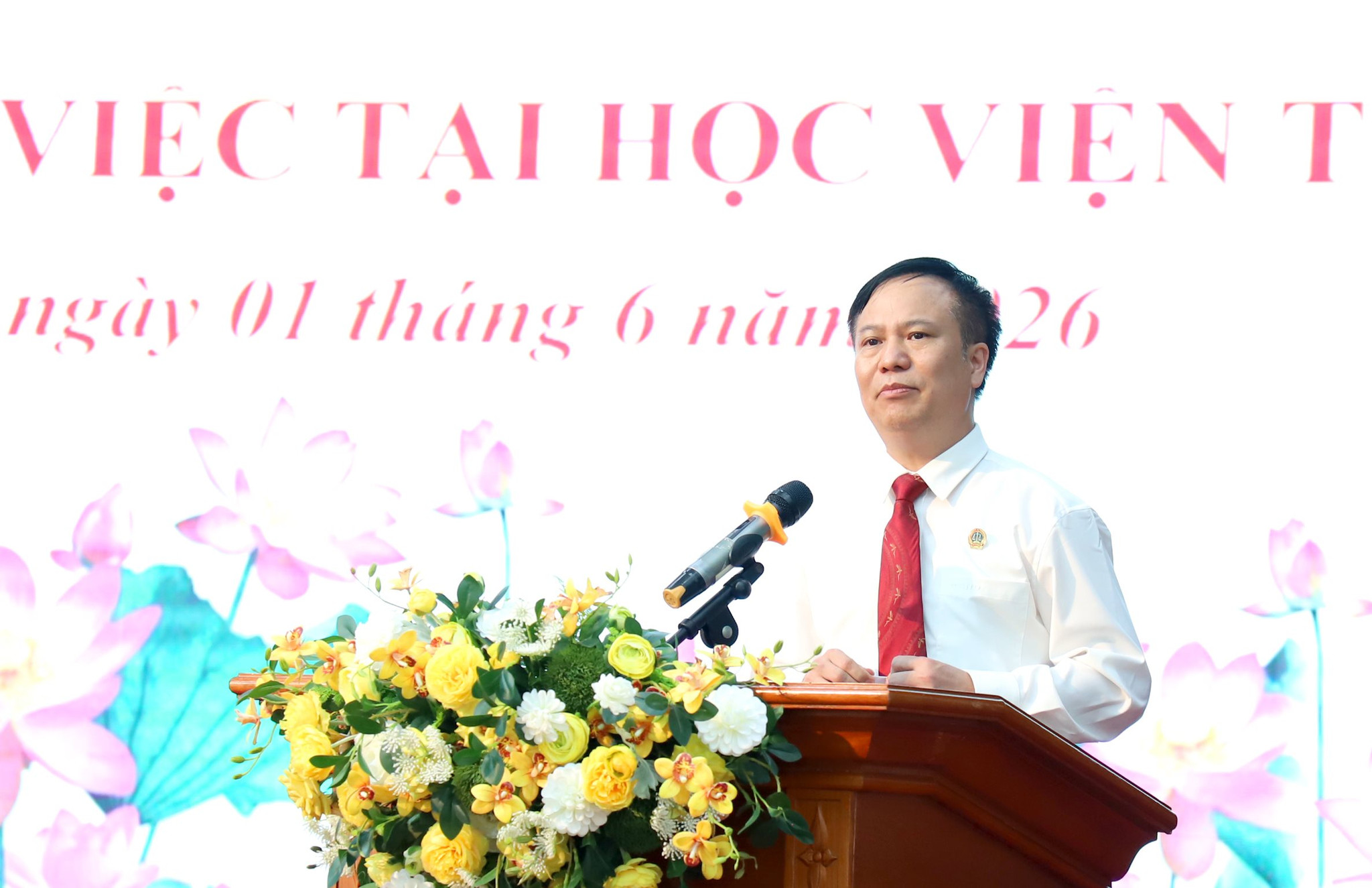 ca-tham-lam-viec-hvta-18-.jpg