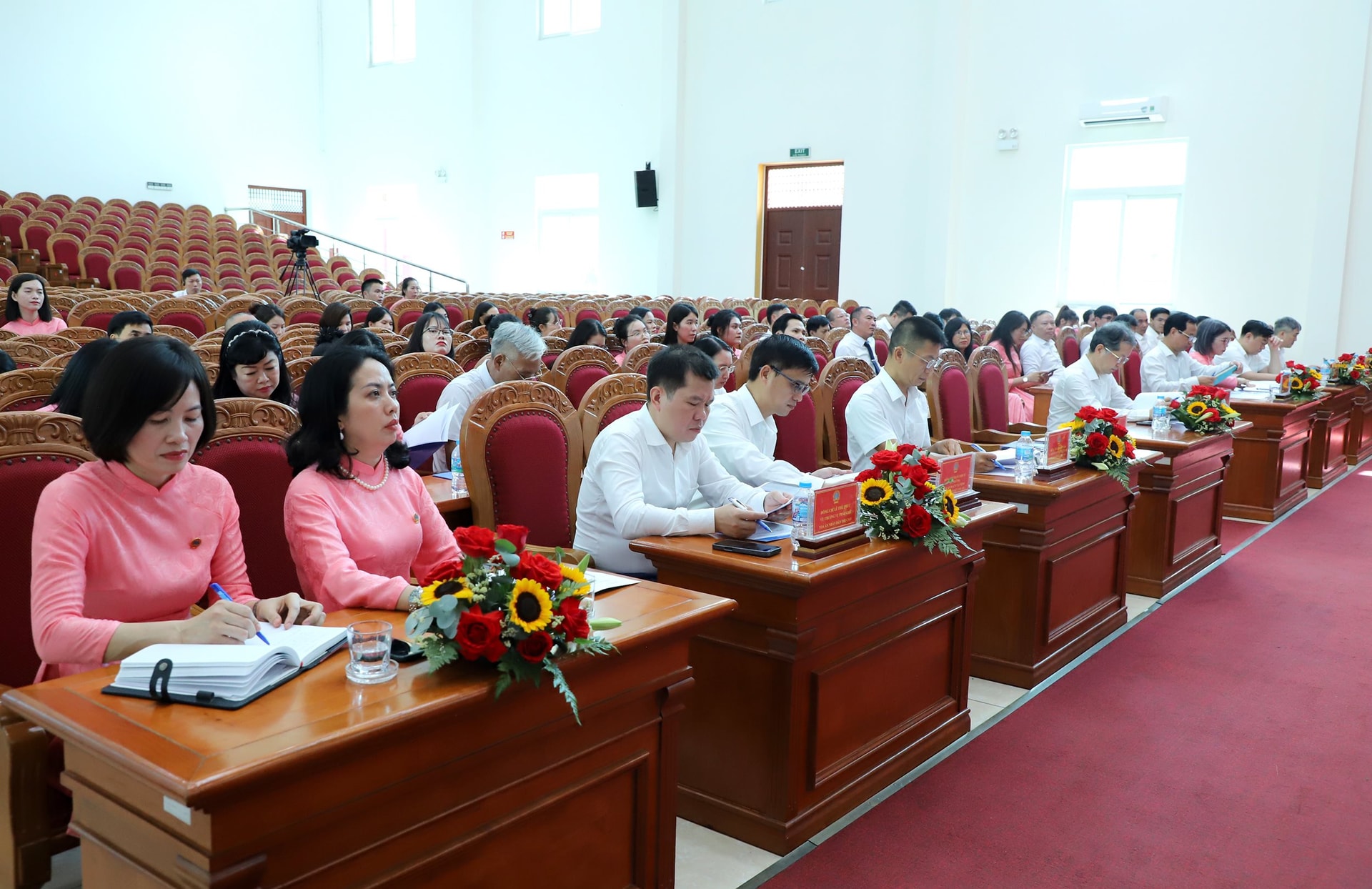 ca-tham-lam-viec-hvta-19-.jpg