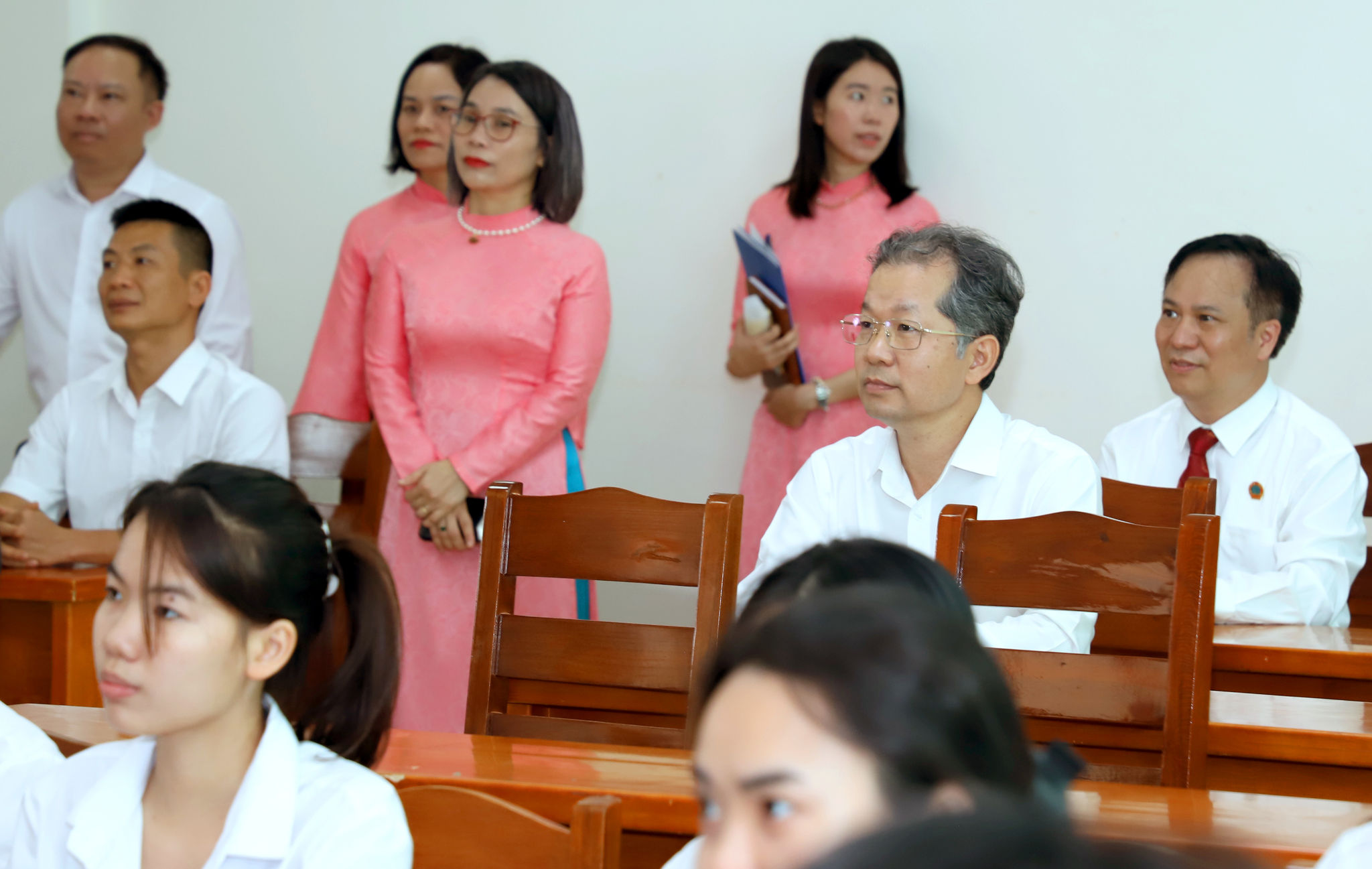 ca-tham-lam-viec-hvta-2-.jpg