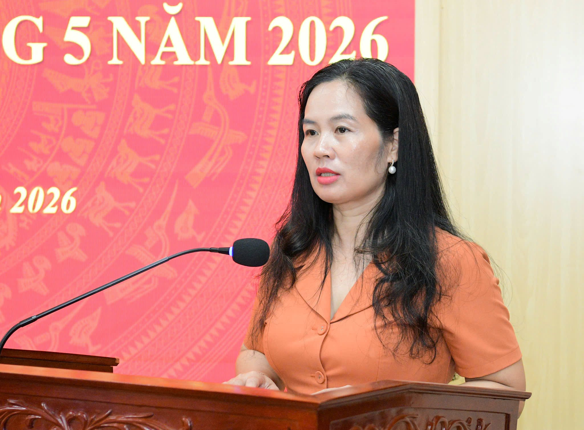 hoi_nghi2.jpg