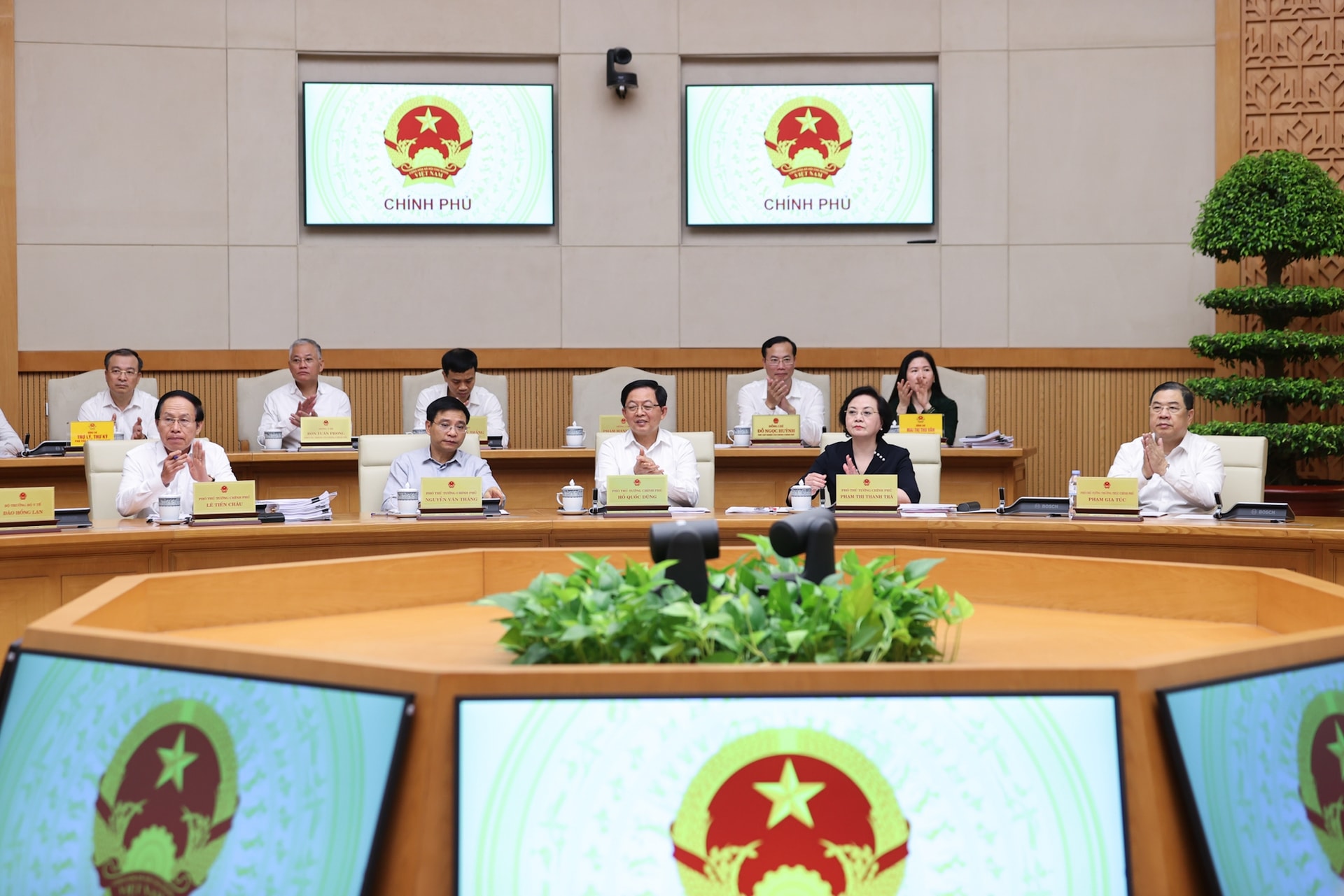 Thủ tướng Lê Minh Hưng: Tiếp cận trực diện các vấn đề, xây dựng các kịch bản điều hành chi tiết hơn nữa- Ảnh 3.