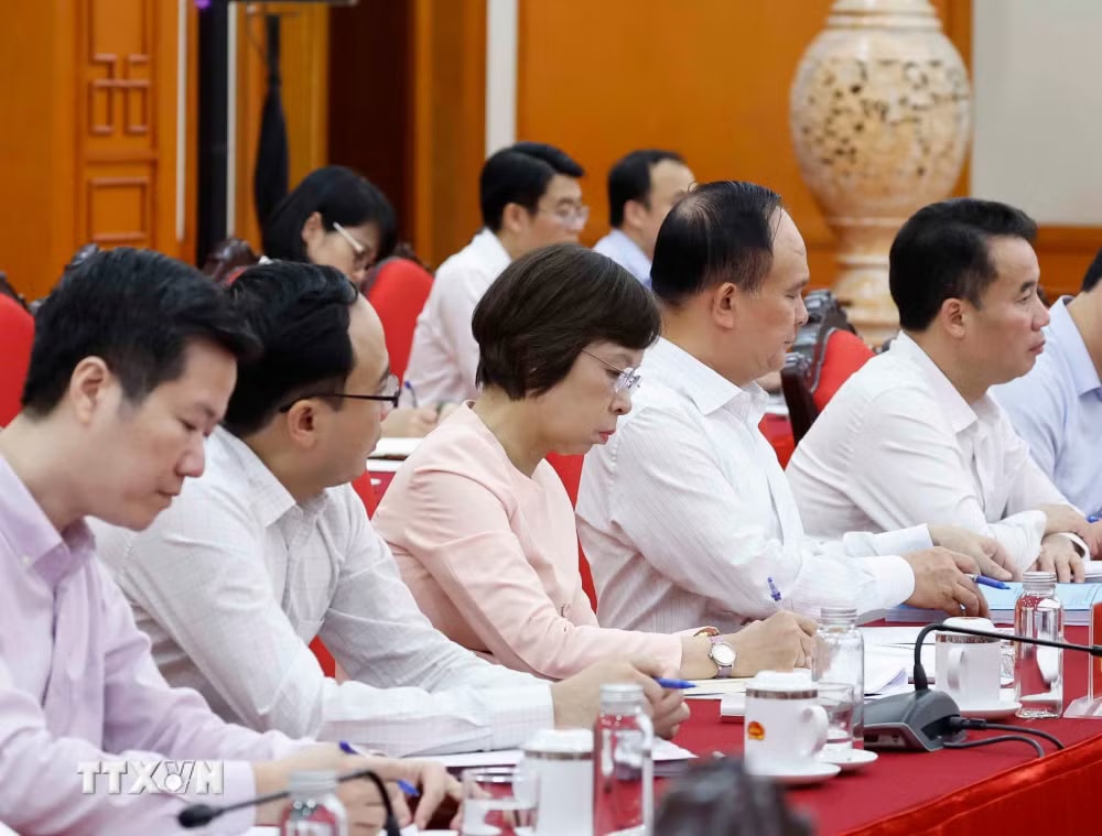 ttxvn-tong-bi-thu-chu-tich-nuoc-chu-tri-cuoc-lam-viec-ve-de-an-doi-moi-mo-hinh-phat-trien-dat-nuoc-9.jpg