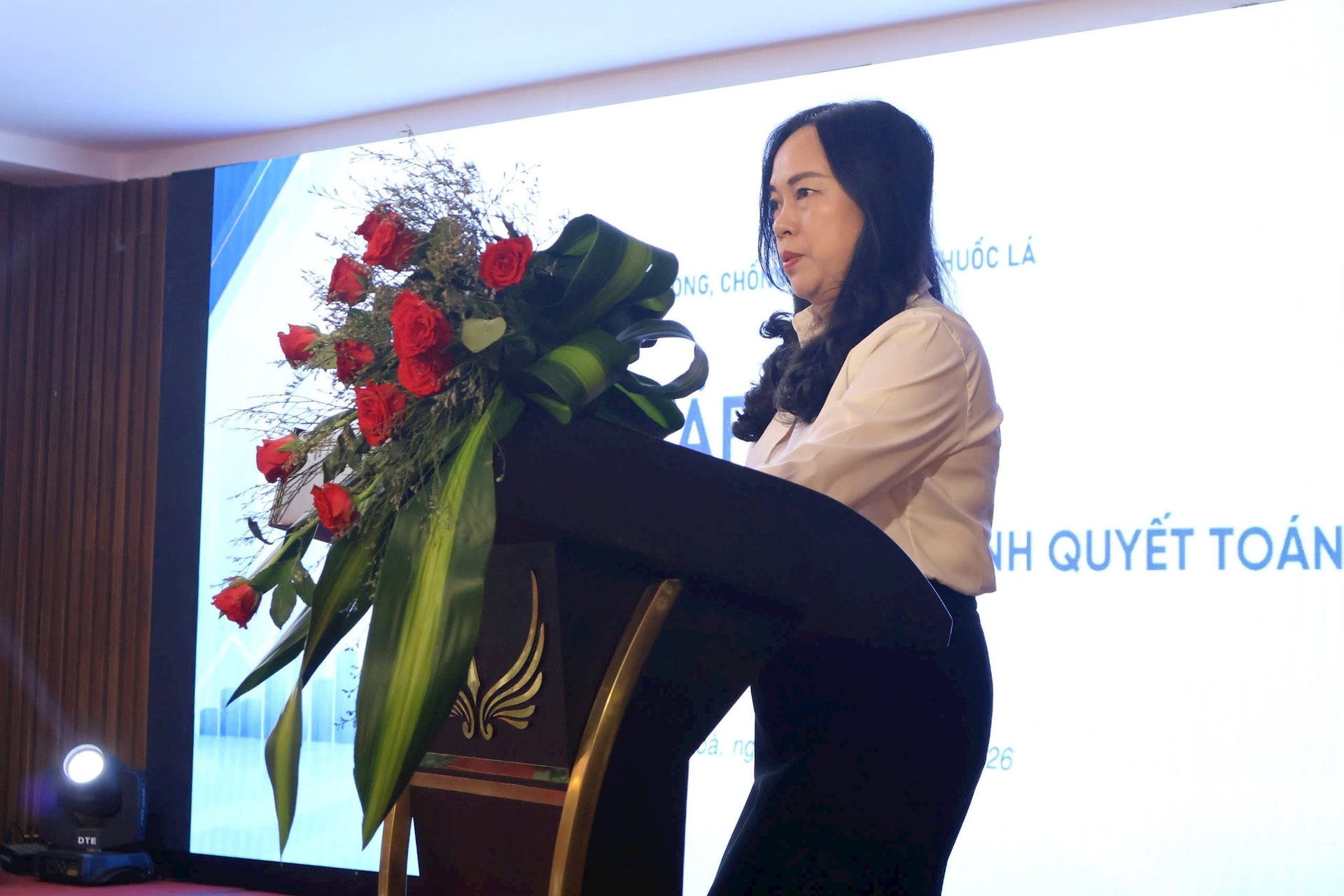 anh-1-quy-thuoc-la.jpg