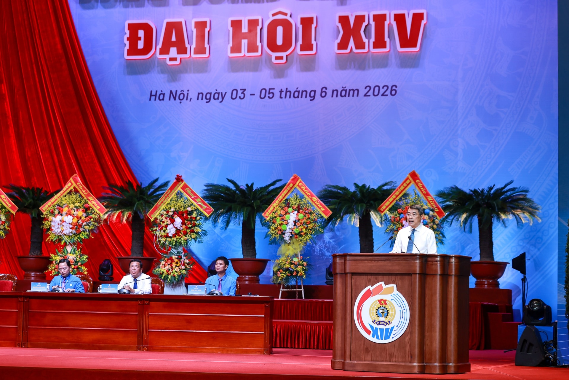 Thủ tướng Lê Minh Hưng: Rất chia sẻ với phần lớn người lao động hiện chưa có nhà ở, phải thuê nhà trong dân- Ảnh 4.
