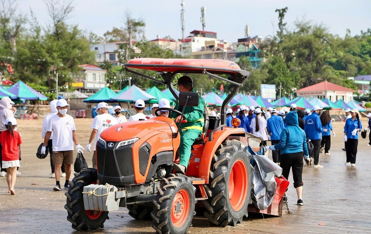 ra-quan-moi-truong-2.jpg