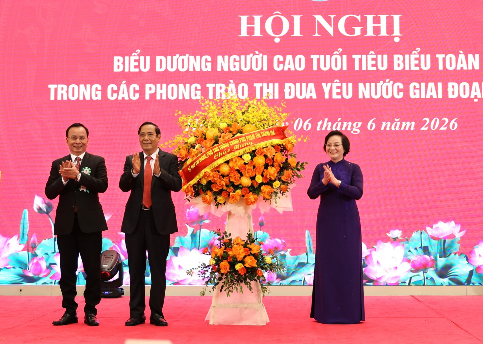 Phát triển hệ sinh thái ‘kinh tế bạc’, khơi dậy nguồn lực người cao tuổi- Ảnh 2.