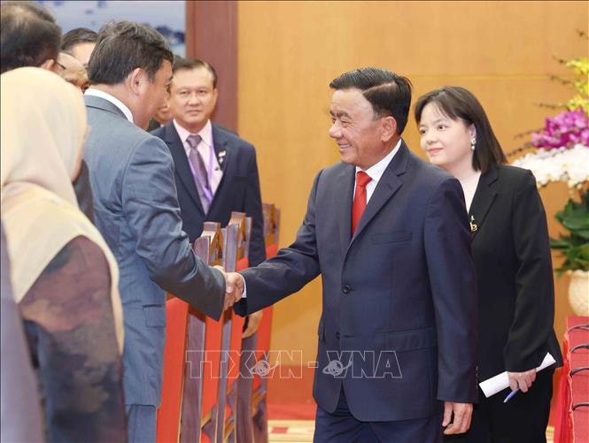 Thường trực Ban Bí thư Trần Cẩm Tú tiếp các chính đảng các nước Đông Nam Á- Ảnh 1.