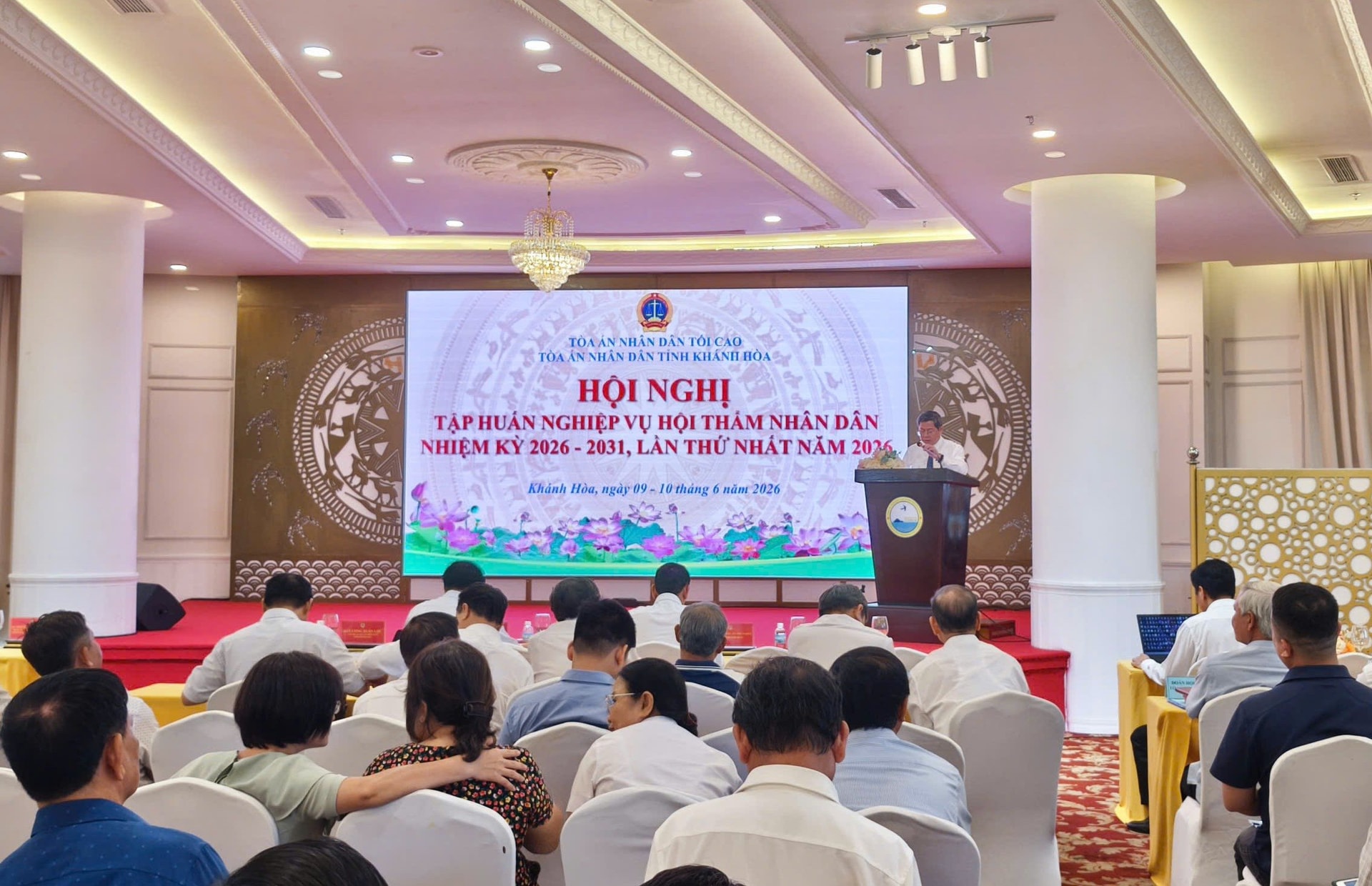 quang-canh1.jpg