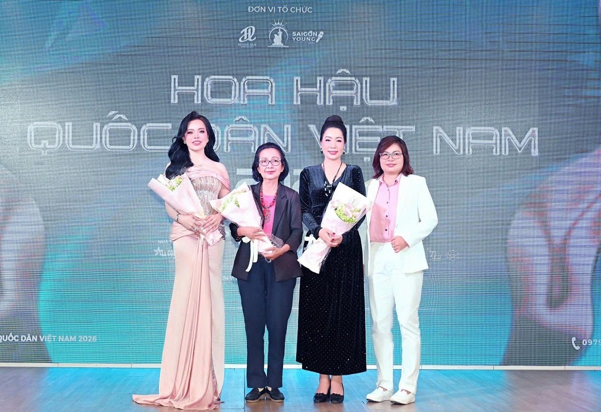 hoa-hau-doanh-nhan-1.jpg