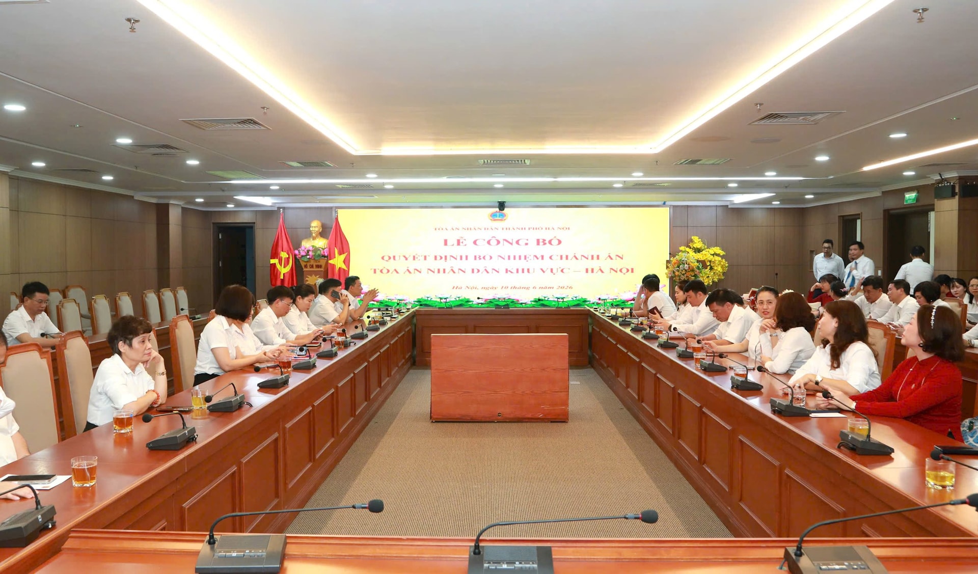 toan-canh.jpg