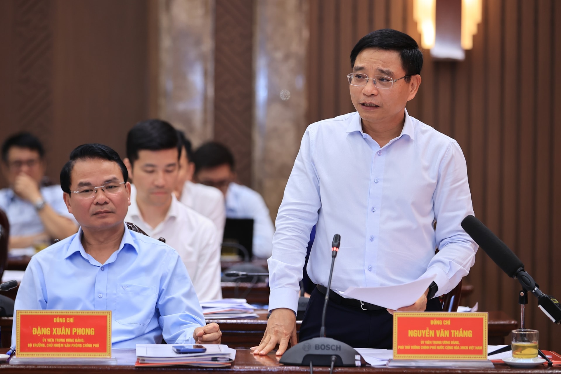 Thủ tướng: Hà Nội sẽ được ưu tiên nguồn lực, cơ chế nhưng phải cam kết tăng chất lượng đầu tư và đóng góp cho cả nước- Ảnh 5. Thủ tướng: Hà Nội sẽ được ưu tiên nguồn lực, cơ chế nhưng phải cam kết tăng chất lượng đầu tư và đóng góp cho cả nước- Ảnh 5.