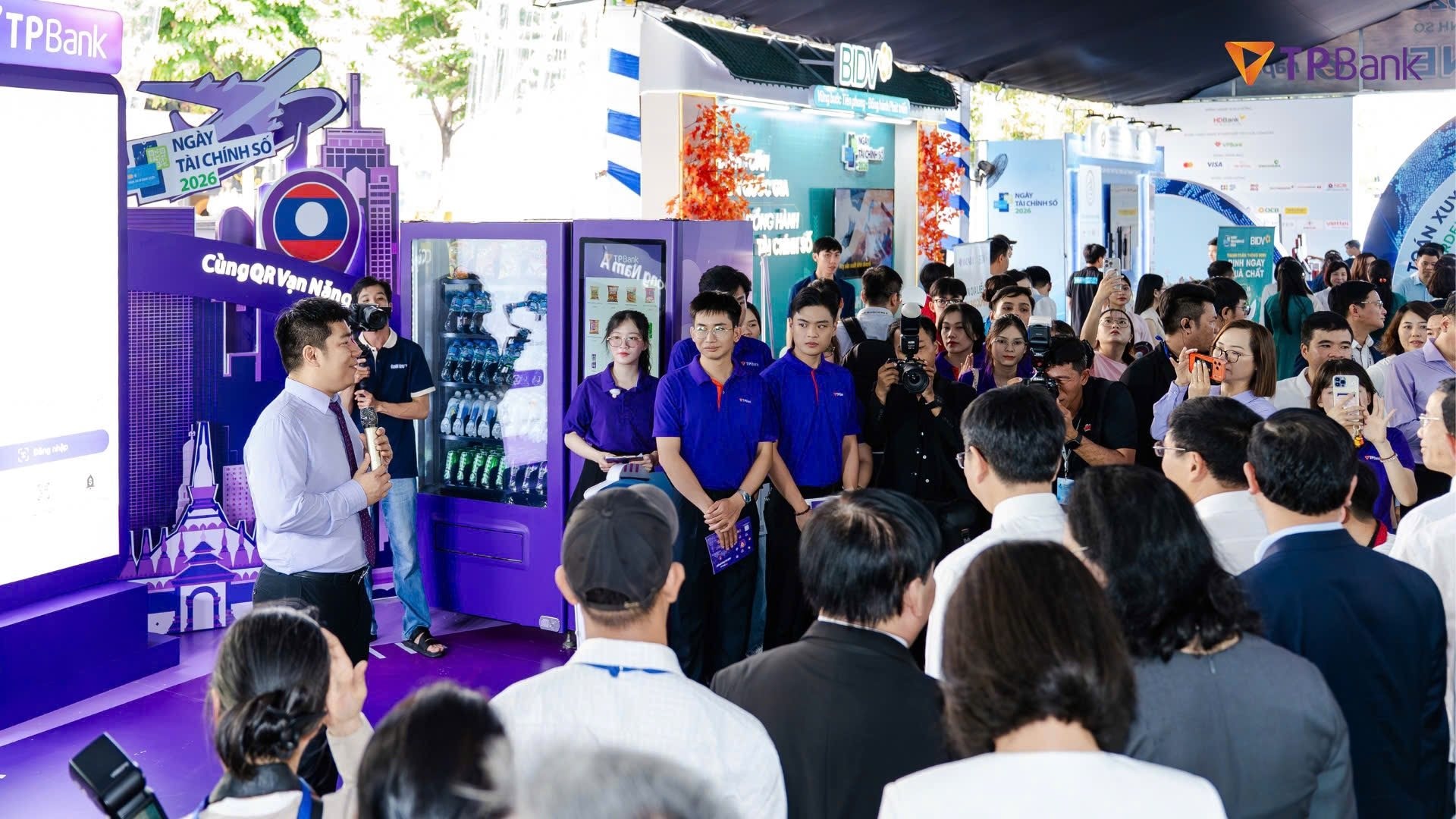 gian-hang-qr-van-nang-tpbank.jpg