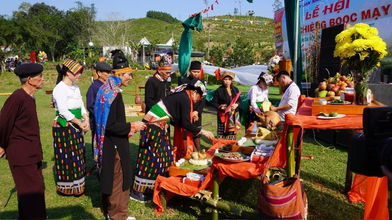 nguoidan.jpg