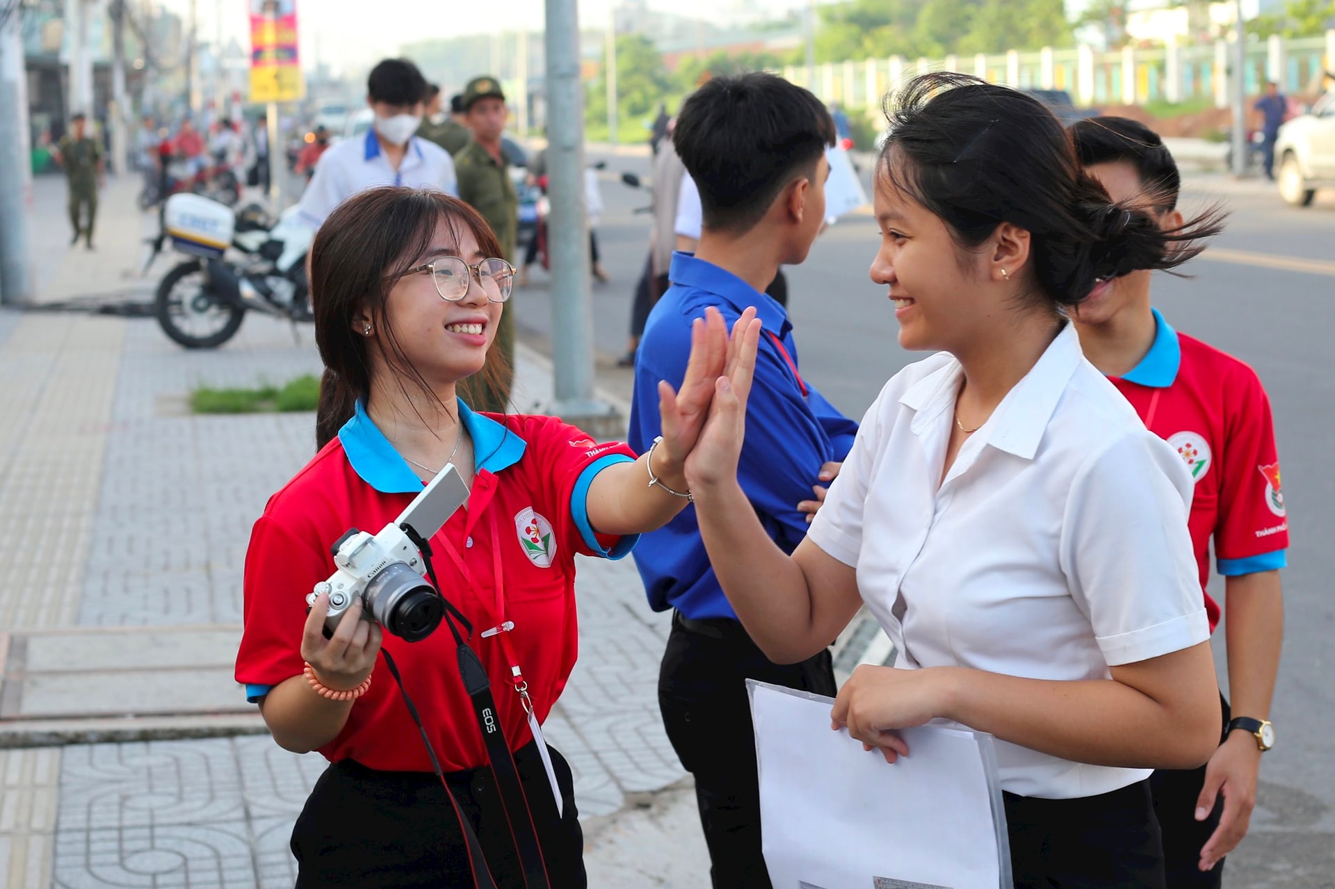 truong-dai-hoc-kinh-te-ky-thuat-binh-duong-tai-diem-thpt-thai-hoa.jpg