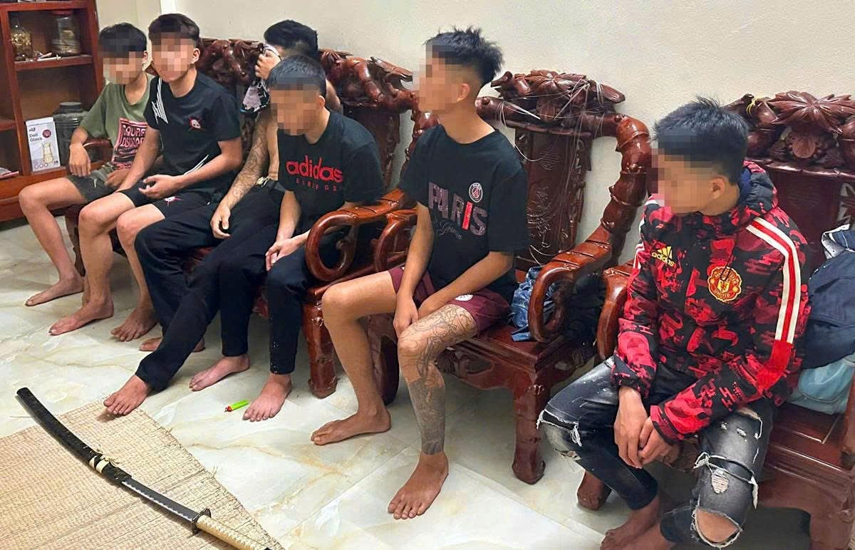 huhong.jpg