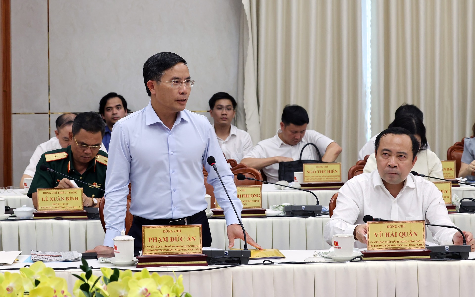 Thủ tướng: Nếu Đồng Nai cam kết đạt kết quả cao hơn, Chính phủ sẽ ưu tiên bố trí nguồn lực ngay trong năm 2027- Ảnh 10. Thủ tướng: Nếu Đồng Nai cam kết đạt kết quả cao hơn, Chính phủ sẽ ưu tiên bố trí nguồn lực ngay trong năm 2027- Ảnh 10.