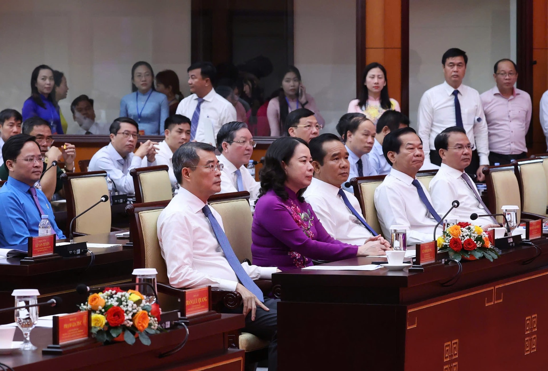 Thủ tướng Lê Minh Hưng phát động Phong trào thi đua quyết tâm thực hiện thắng lợi mục tiêu tăng trưởng bền vững '2 con số'- Ảnh 1.