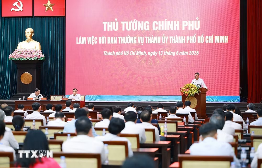 ttxvn-thu-tuong-lam-viec-voi-ban-thuong-vu-thanh-uy-thanh-pho-ho-chi-minh-1306-8.jpg