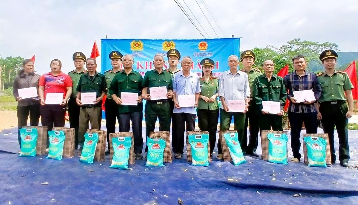 khanh-thanh-cau-dan-sinh-thon-tan-be-xa-tien-2_20260613114639.jpeg