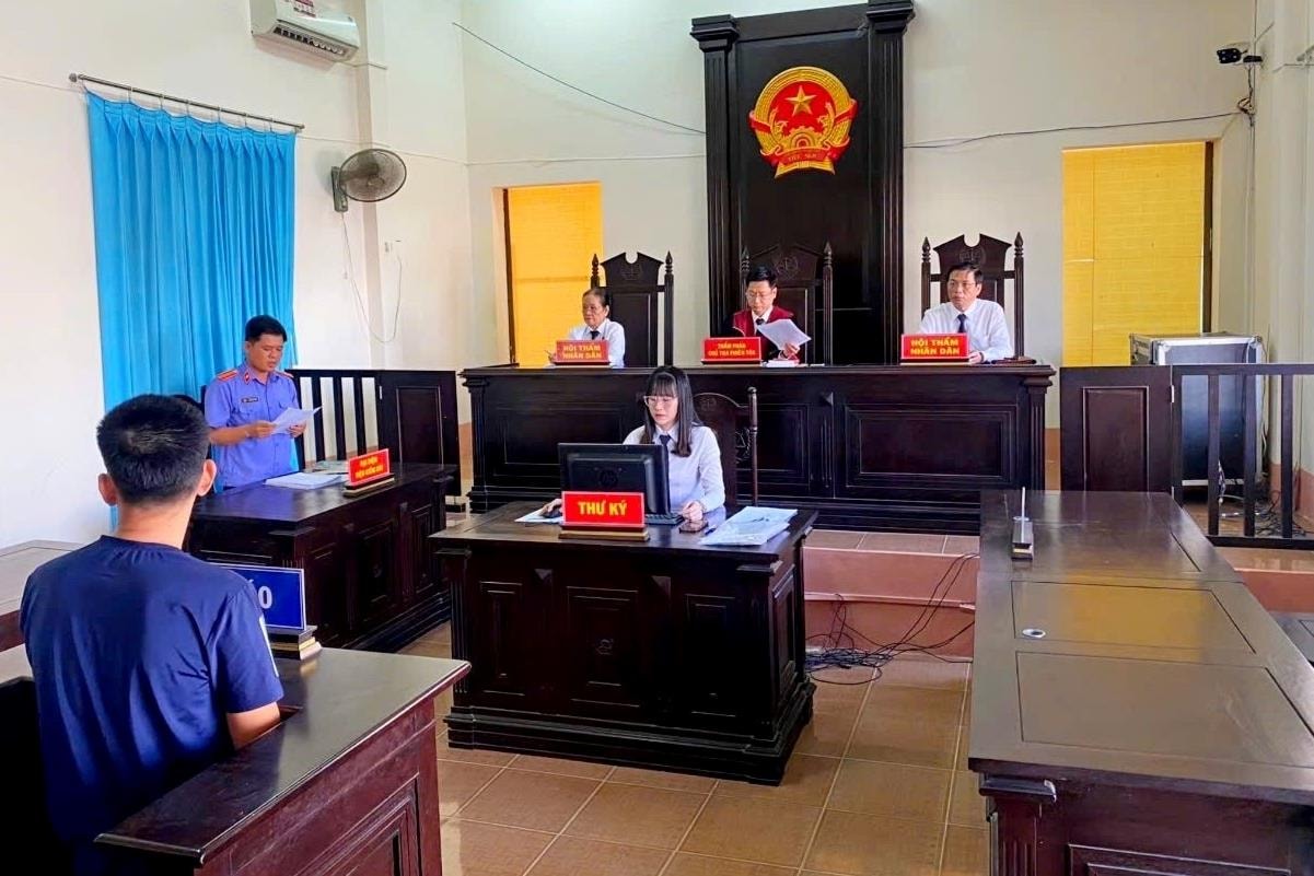 tham-gia-xet-xu.jpg