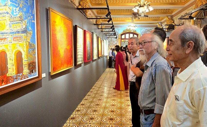 du-khach-thuong-lam-tac-pham.jpg