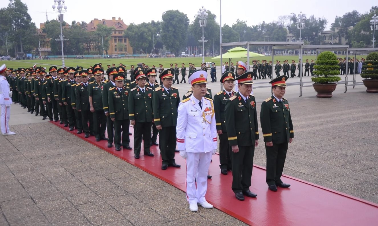 cuu-chien-binh.jpg