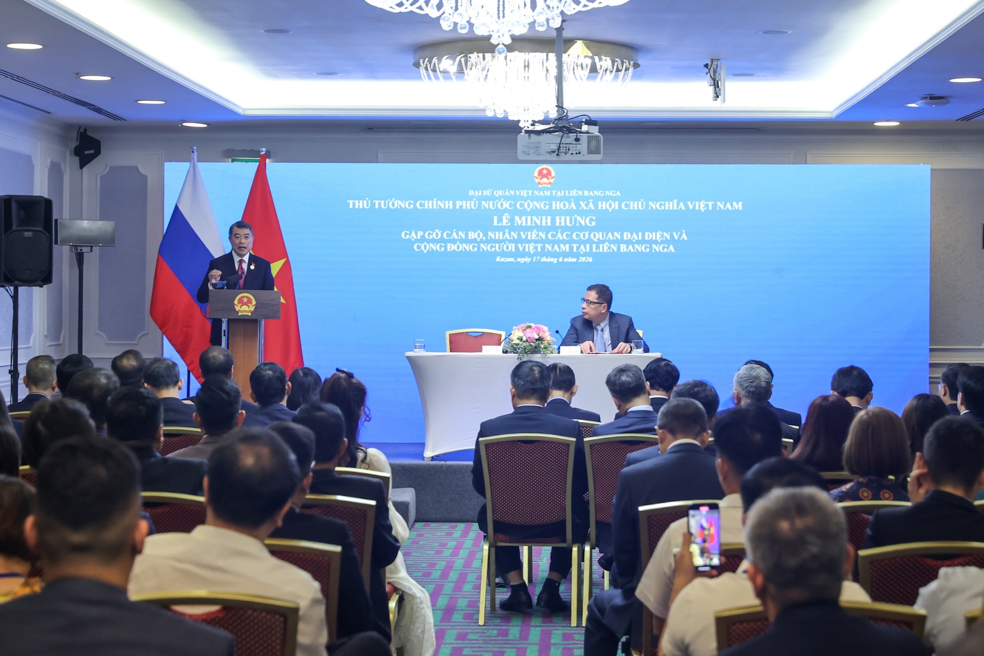 Thủ tướng Lê Minh Hưng: Mỗi người Việt Nam ở nước ngoài phải là một đại sứ của dân tộc- Ảnh 4.