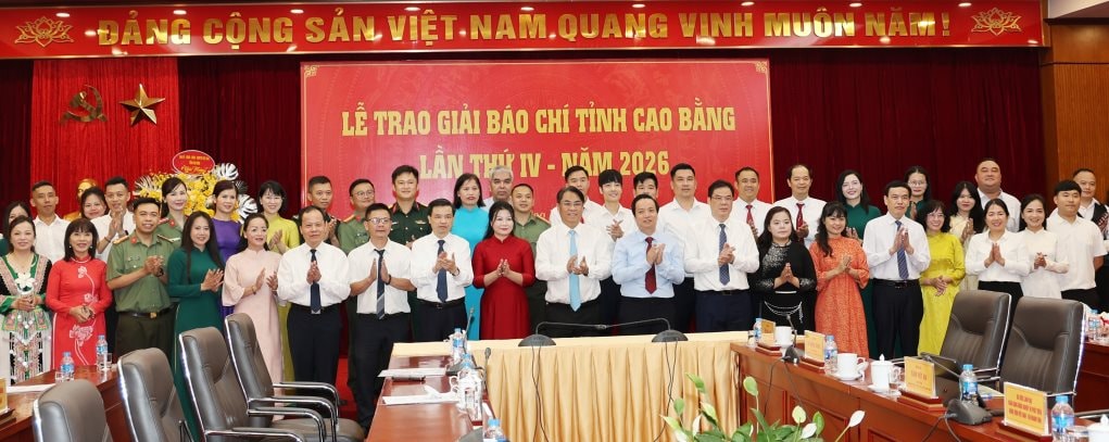 cong-ly(1).jpg