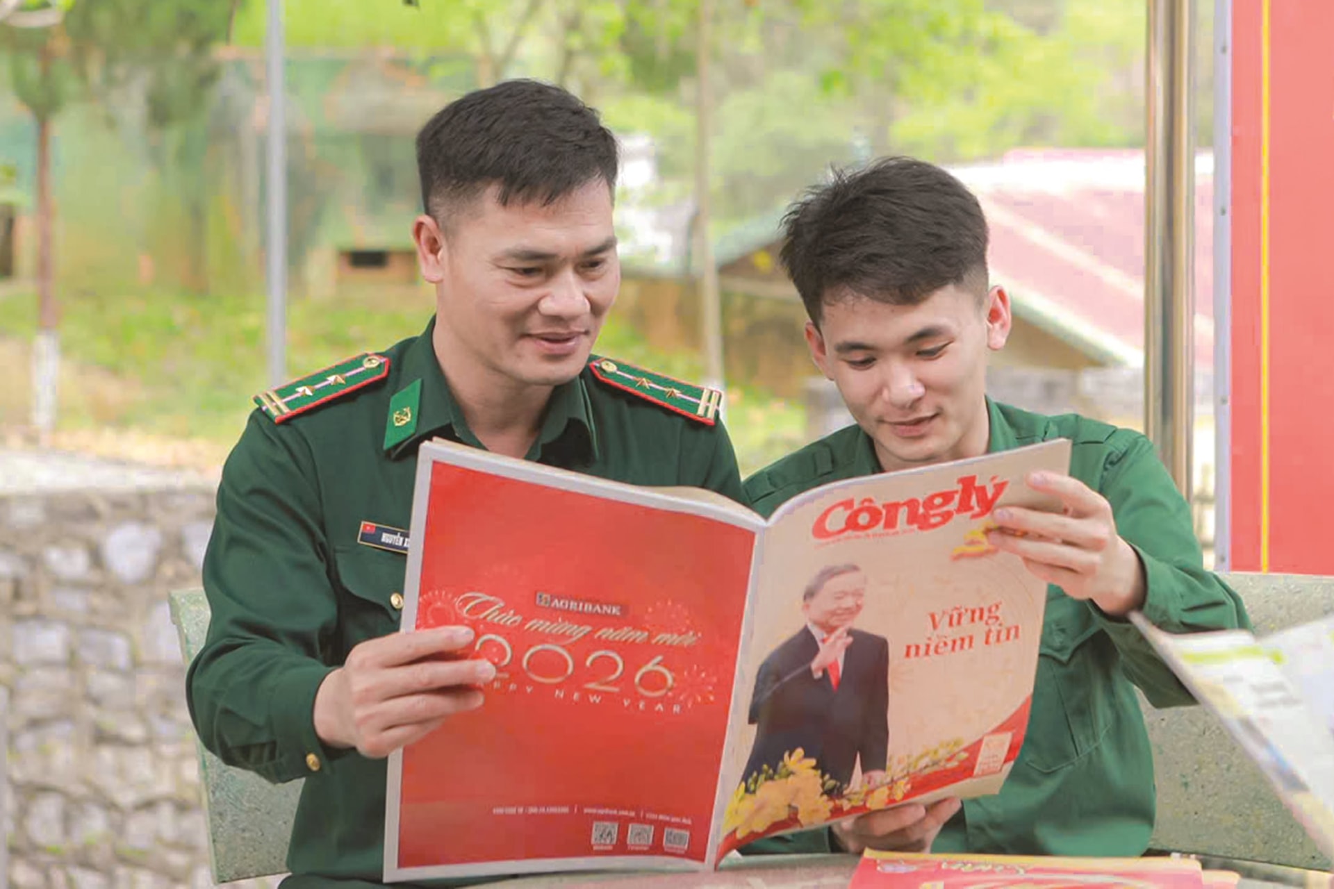doc-bao-cong-ly.jpg