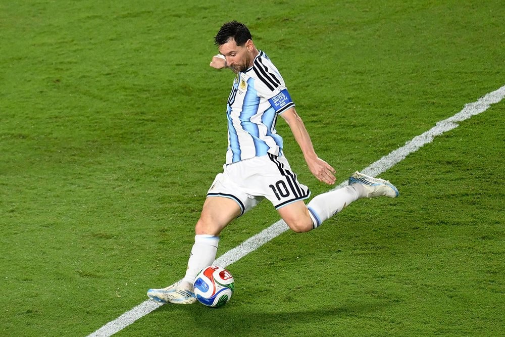 messi-mang-giay-gi-tai-world-cup-2026-2.jpg