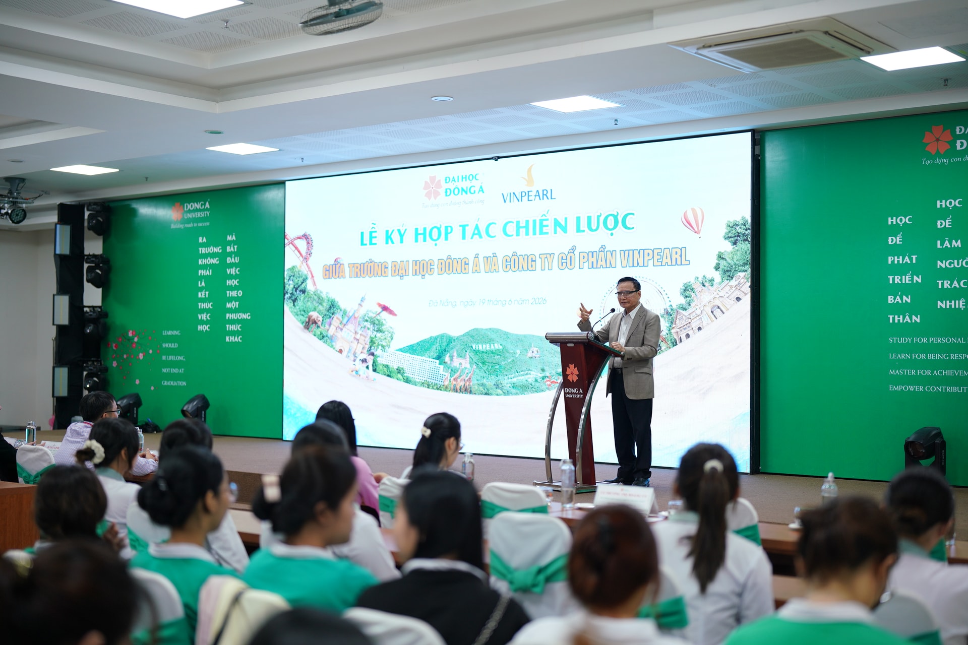 7r300424-luong-minh-sam.jpg