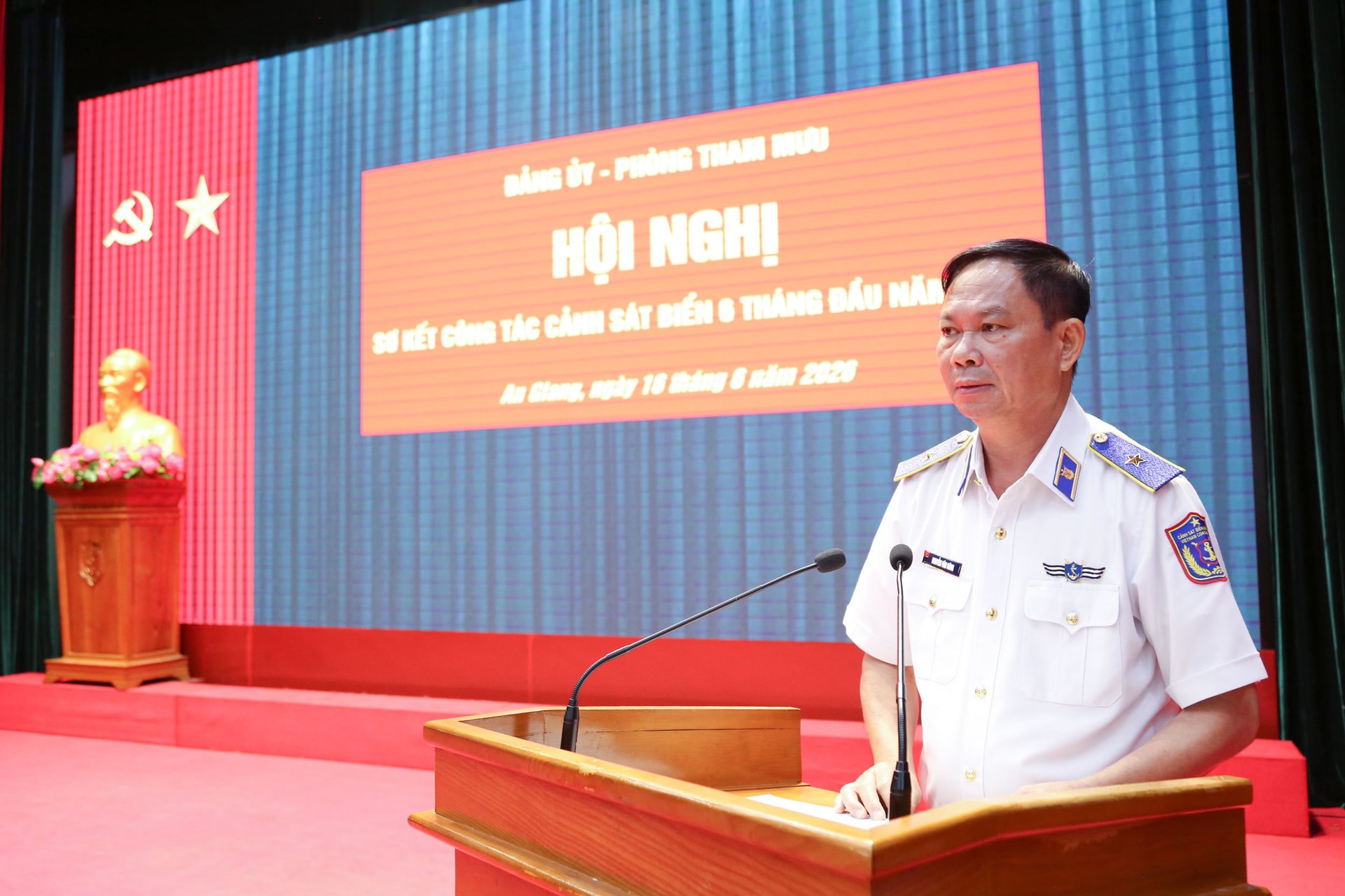 anh-2(2).jpg