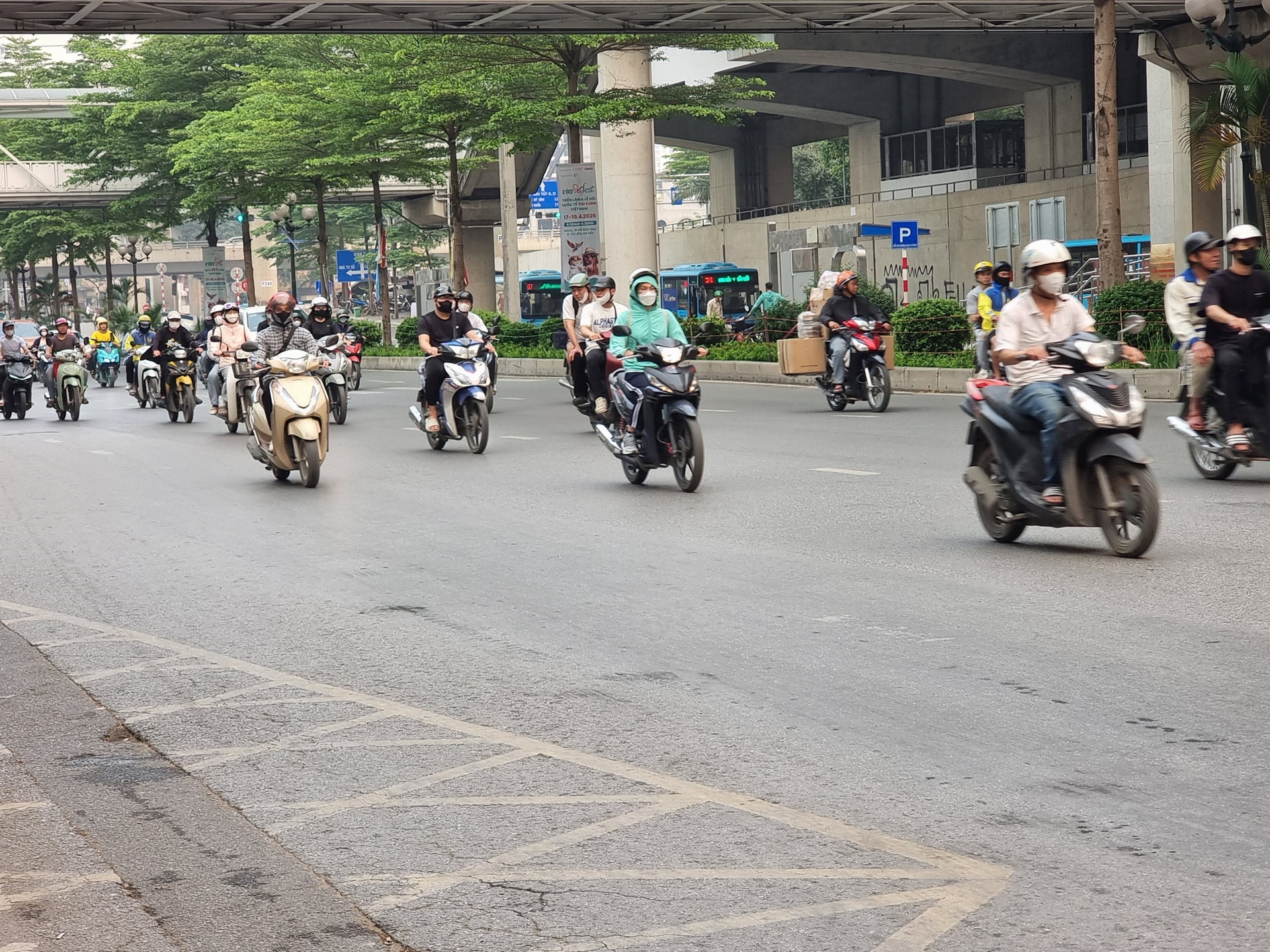 ha-noi-xu-ly-3951-diem-un-tac-giao-thong-trong-6-thang-dau-nam.jpg