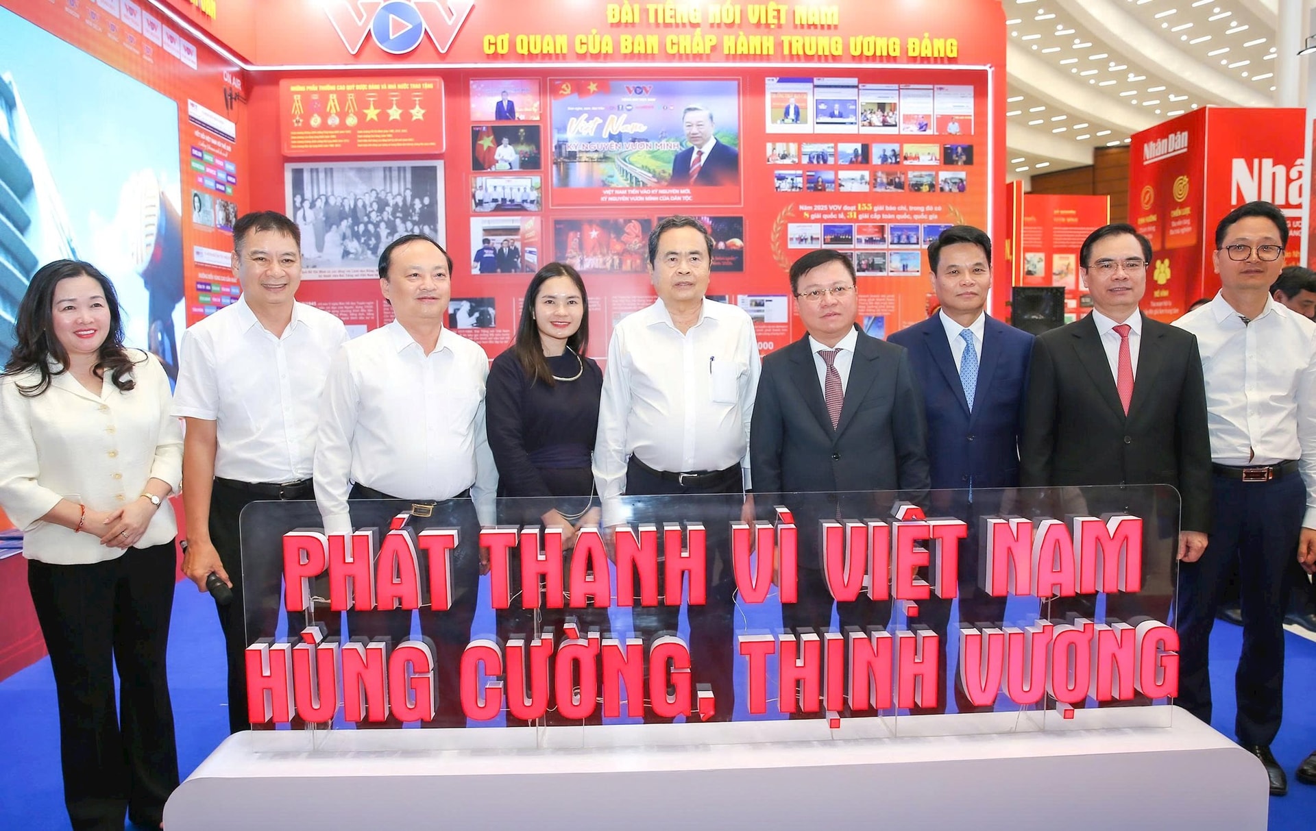 chu-tich-quoc-hoi-8.jpg
