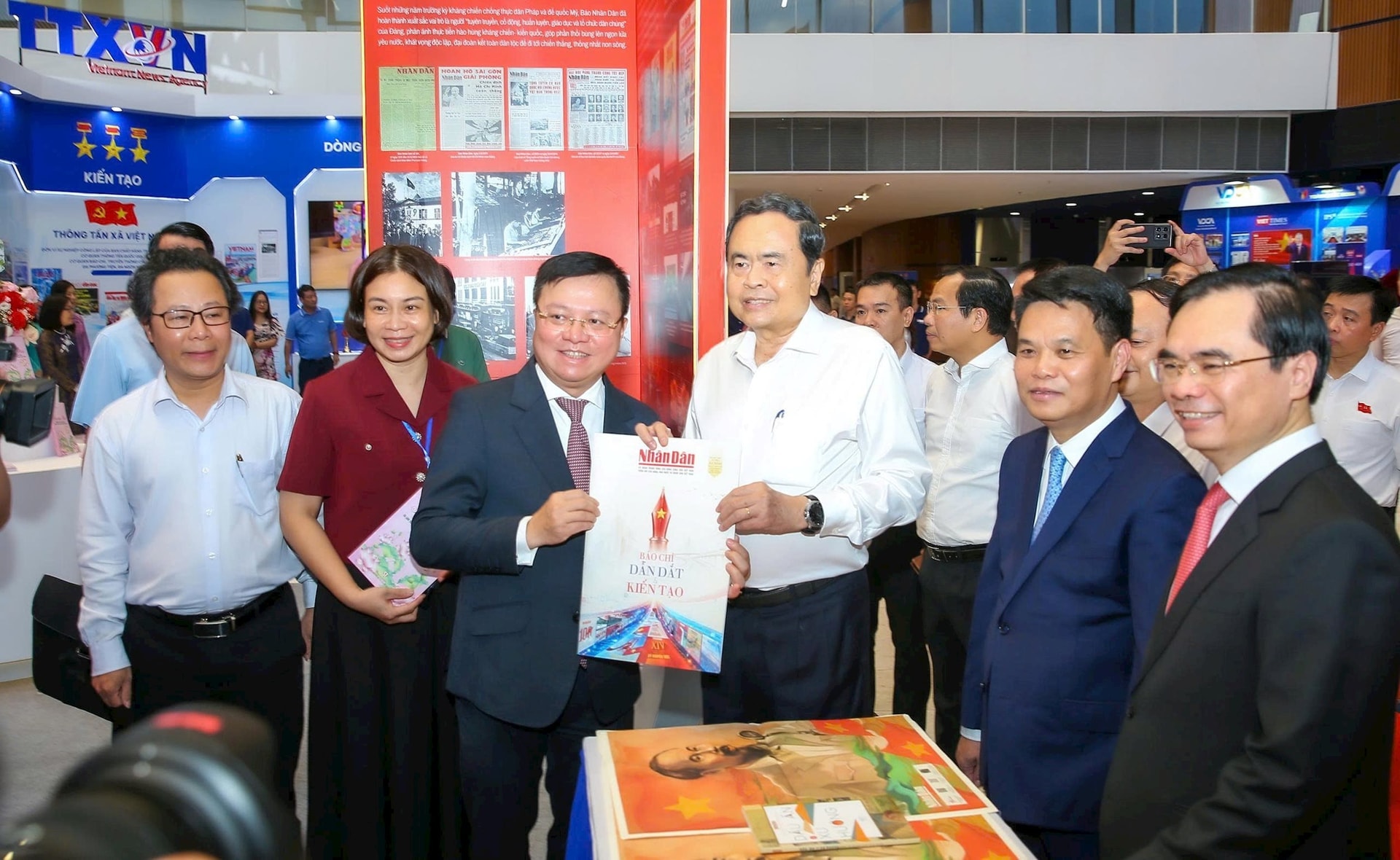 chu-tich-quoc-hoi-6.jpg